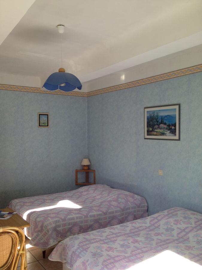 Bar Hotel De La Place Mezel Zewnętrze zdjęcie